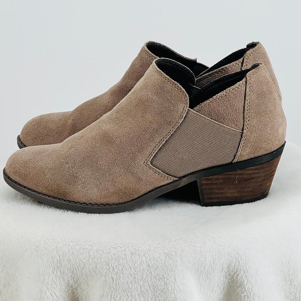 ME TOO Women's Tan Suede Slip On Booties  6M   Office Dressy Travel